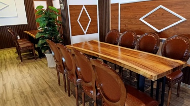 Kiểu thiết kế bàn ghế gỗ dành cho nhà hàng phong cách TÂY ÂU 